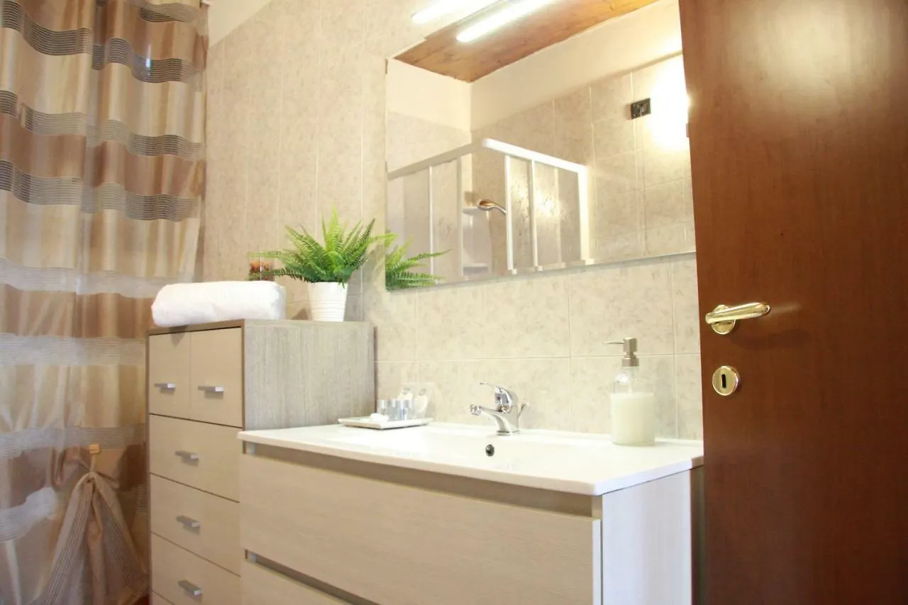 Palazzo Il Quadrifoglio Hotel Verona Apartment